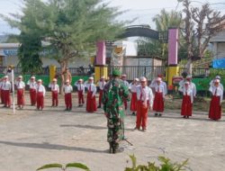 Babinsa Koramil 07 Guluk-Guluk Jadi Irup Upacara Bendera Di Sekolah Dasar