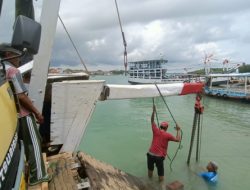 Puluhan Penumpang Kapal Motor Penyeberangan Kalianget Talango Jatuh ke Laut