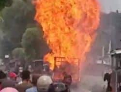 Truk Bermuatan LPG di Kecamatan Bluto Hangus Terbakar