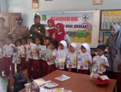 Dukung Program BIAS, Babinsa Rubaru Dampingi Vaksinasi Siswa SD